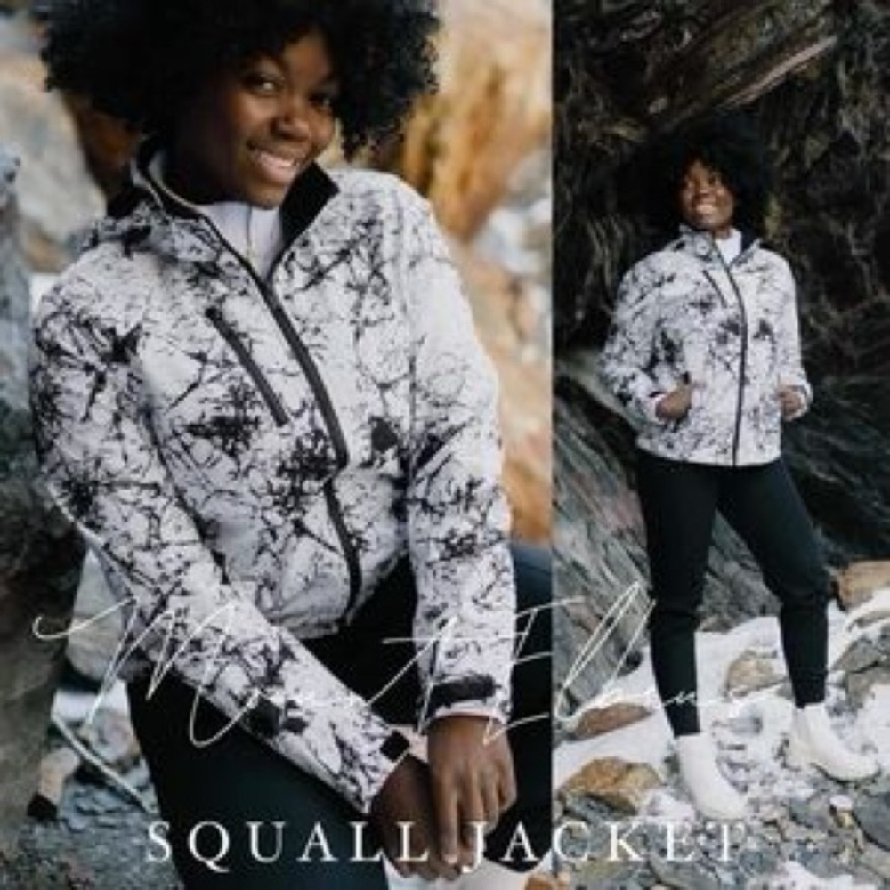 Zyia Women's Black and White Squall Jacket‎ size S